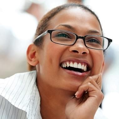 萬基集團劉小姐